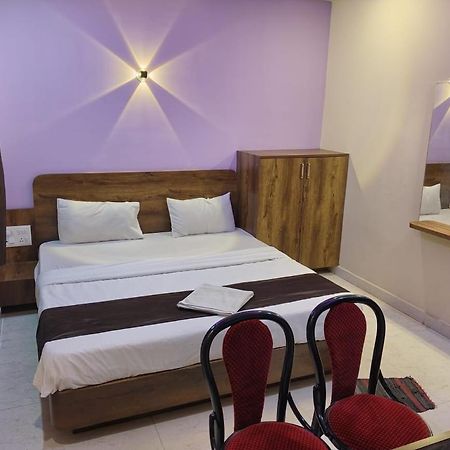 Hotel Greenland Luxury Puri Bagian luar foto