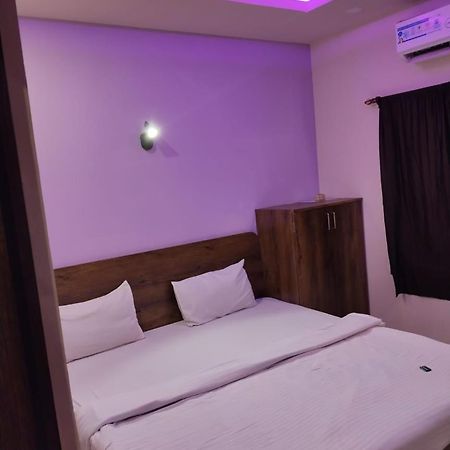 Hotel Greenland Luxury Puri Bagian luar foto